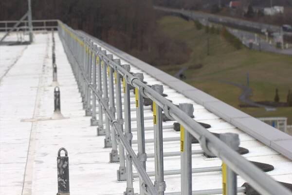 Temporary edge protection systems: all you need to know - Skyway