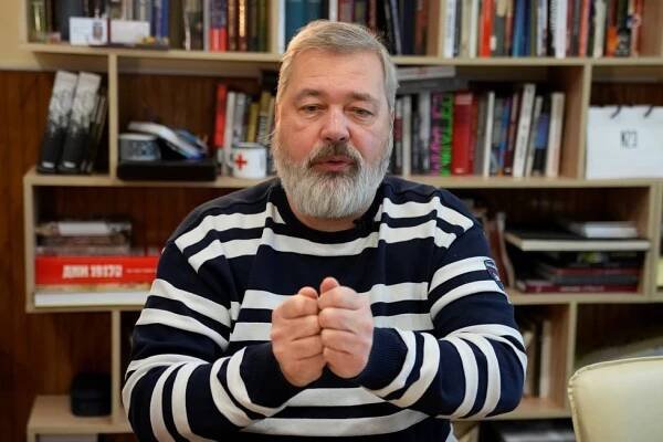 Ruský novinář vydraží svoji Nobelovku: Výtěžek pošle ukrajinským uprchlíkům