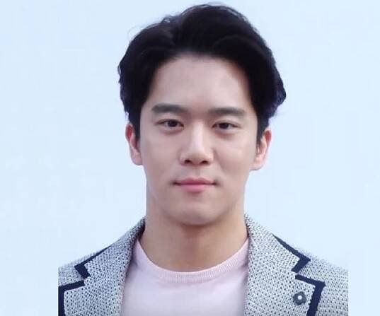 Ha Seok-jin Biography - Facts, Childhood, Family & Achievements of South Korean Actor & Model