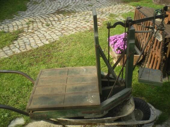 stará váha,decimálka,funkční - Zábřeh - Bazar