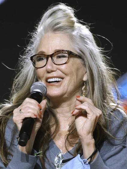 Mary McDonnell - Actress