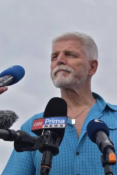 Prezident Pavel: Stát by měl s blokem v Dukovanech stavět i reaktor v Temelíně