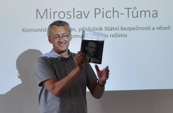PŘÍSLUŠNÍK STB MIROSLAV PICH-TŮMA | Muzeum Podkrkonoší v Trutnově