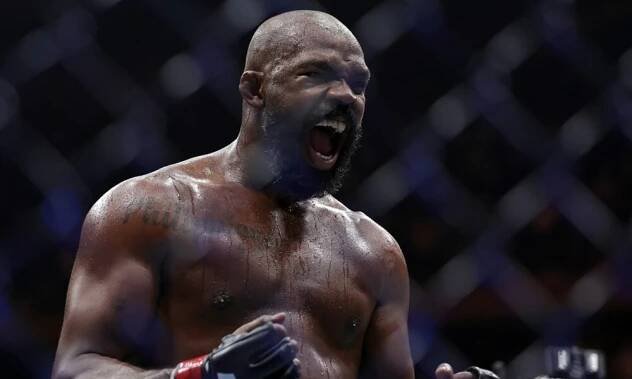 Jak zničit kariéru rivalovi i bez boje? Učí Jon Jones, zvláštně cílí na nový rekord