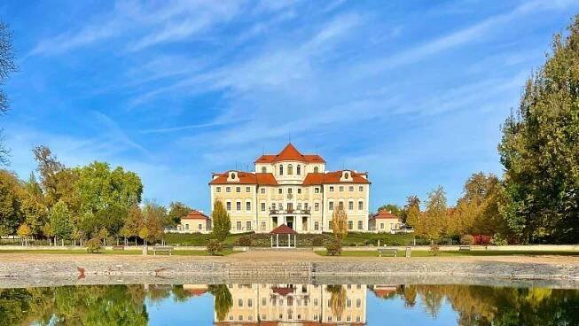 ŽENA-IN - Tři unikátní historické budovy Akademie věd – Zámek Liblice či Vila Lanna rozhodně stojí za návštěvu