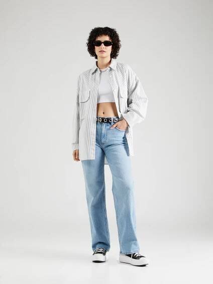 Abercrombie & Fitch Loosefit Džíny – modrá
