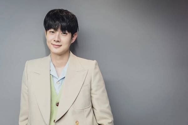Choi Woo Shik rozmlouval o chemii s Kim Da Mi, dramatu Our Beloved Summer a svých přátelích - Asianstyle