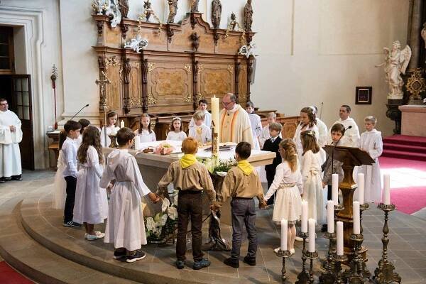 První svaté přijímání 2019 | Farnost sv. Markéty v Břevnově