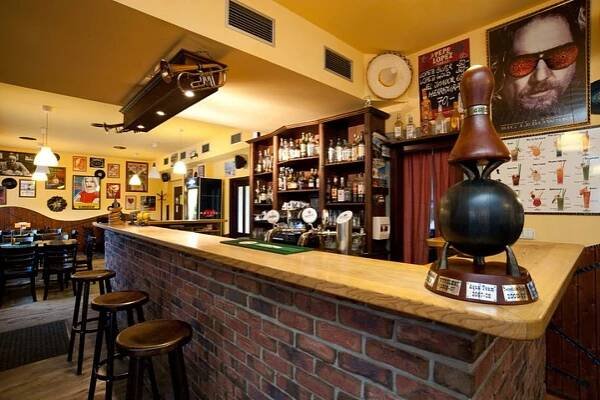 Lebowski Café Bar Rokycany | Apetee