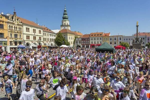 Vybarvený běh se v Kroměříži uskuteční posedmé. Registrace jsou v plném proudu