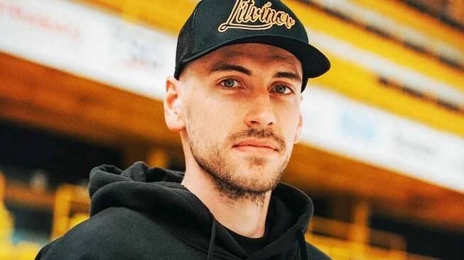 Borec se 423 zápasy v extralize. Hokejový Litvínov posílí obránce Michal Plutnar