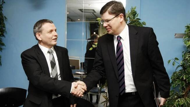 Prezident by měl odhalit autory amnestie, shodli se Zaorálek s Pospíšilem - Novinky