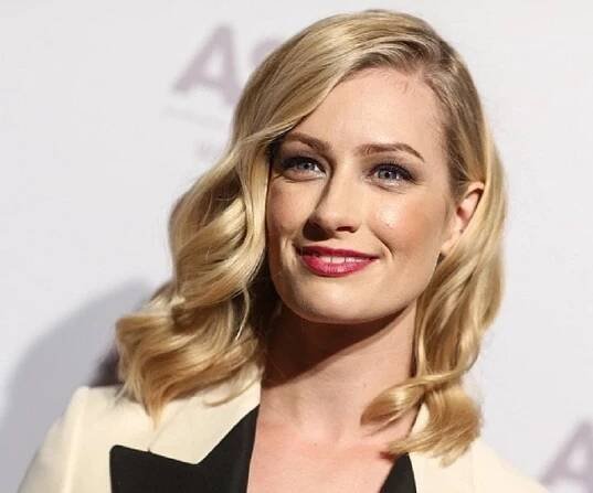 Beth Behrs Biography