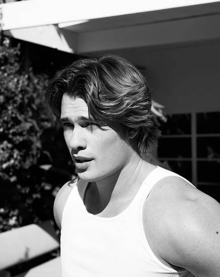 Nicholas Galitzine 