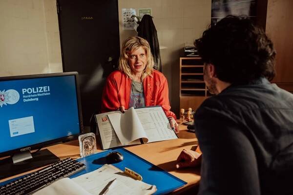 Die Neue und der Bulle – Ein Duisburg-Krimi - Plötzlich Bulle - Z filmu - Caroline Peters