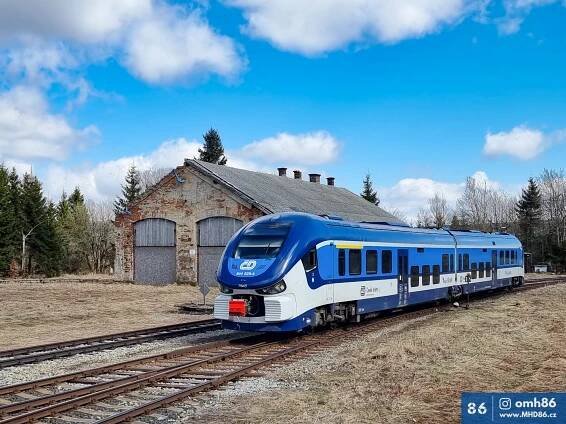 České dráhy hledají dodavatele bateriových vlaků