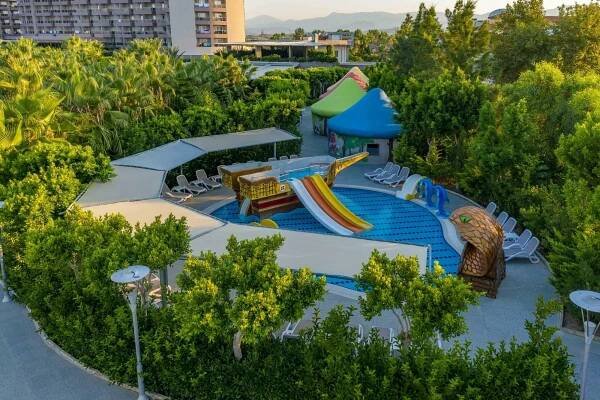 Hotel Sunmelia Beach Resort, Turecko Turecká riviéra - 7 920 Kč Invia