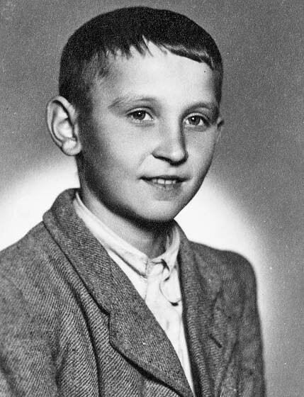 Jedenáctiletý Antonín Najser v roce 1948