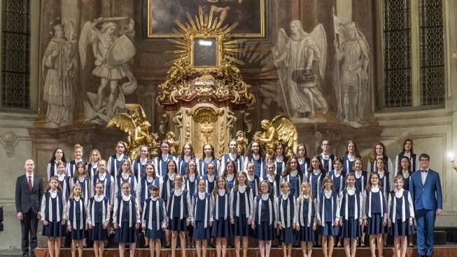 Dětský pěvecký sbor Radost Praha přinese do Hluboše kromě radosti i naději na dokončení opravy varhan