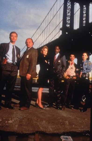 David Caruso, Dennis Franz, Sherry Stringfield, James McDaniel, Nicholas Turturro, Amy Brenneman - Policie New York - Série 1 - Promo