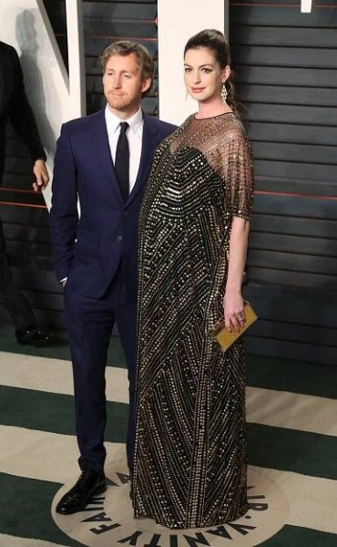 Anne Hathaway, Adam Shulman’s Relationship Timeline