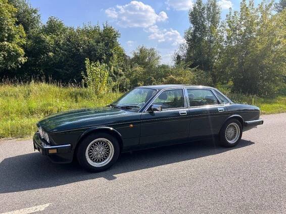 1993 Jaguar XJ40 Sovereign 4.0 benzín 163 kW 372 Nm
