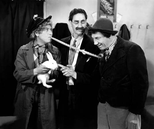 AT THE CIRCUS, Harpo Marx, Groucho Marx, Chico Marx, 1939