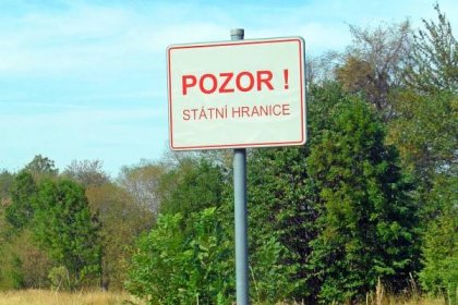 Vláda dočasně obnoví kontroly na státní hranici se Slovenskem