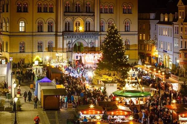 ADVENTNÍ GÖRLITZ :: CA Engeltour - VÝLETY PRO RADOST