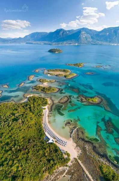 Severní Evia (Euboia) – Borovicové lesy, Retsina a termální horké prameny