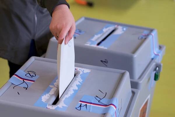 Kvíz společenské způsobilosti: Kdo zvládne 7 otázek, může být v klidu. Kdo je nedá, měl by přijít o volební právo - Techsvět