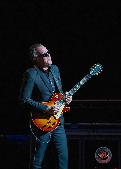 Joe Bonamassa at the Fox | Detroit Media Magazine