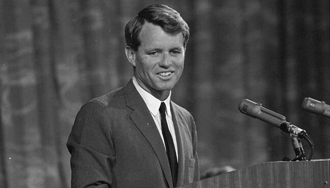 Robert Kennedy addressing the Democratic platform committee in August 1964. Library of Congress, Prints & Photographs Division, NYWT&S Collection