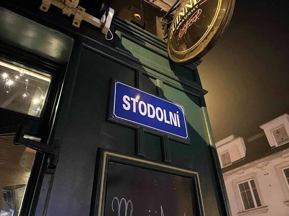 Ostrava marně vzpomíná na slávu Stodolní. Zavřel další bar - Harley ́s Retro