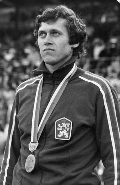 Zemřel Karel Kolář. Současník Kratochvílové a dlouholetý český rekordman na čtvrtce