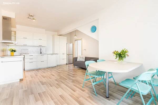 Prodej bytu 3+kk 75 m², Jabloňová, Moravany