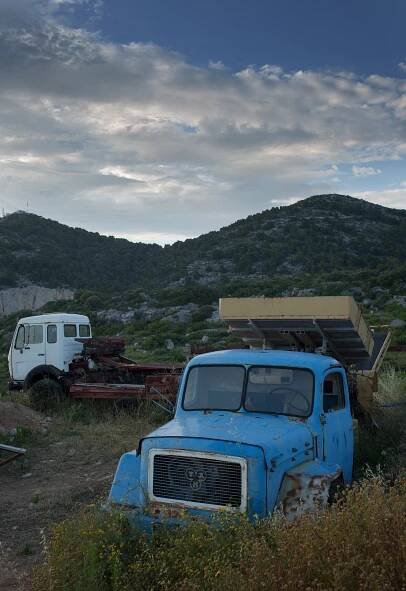 Maciej Kozłowski - Old Vehicles