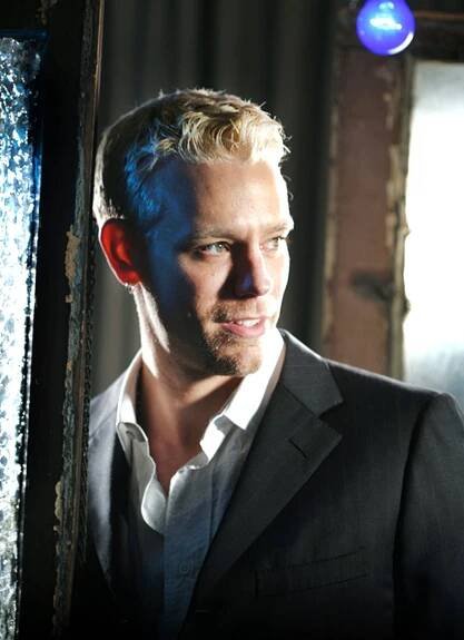Photo of Adam Pascal
