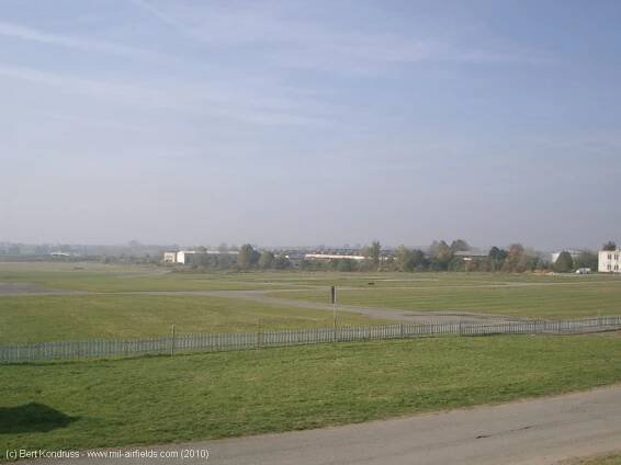 Olomouc: Airfield Neředín
