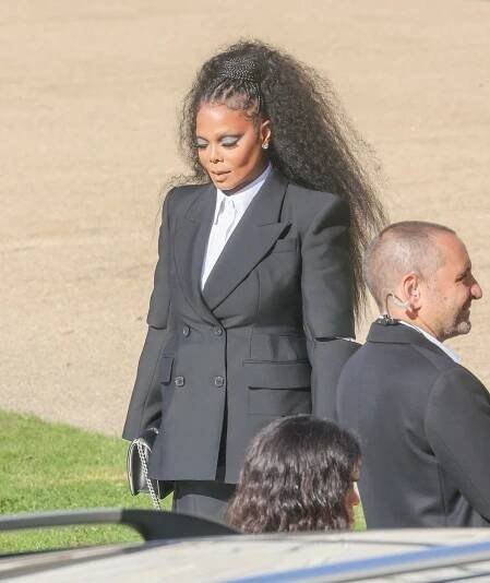Janet Jacksonová se mění ve slavného bratra Michaela (†50)?! Plastiky ji ničí!