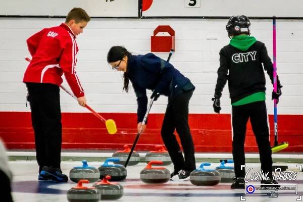 Curling Photos - Doubles - Draw #5