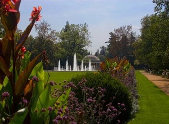 Kolonáda fontána zdroj: Spa Hotel Felicitas