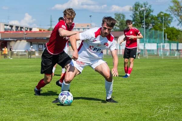Pardubice – Chrudim U19: šest gólů a ideální světlo - Baži-foto