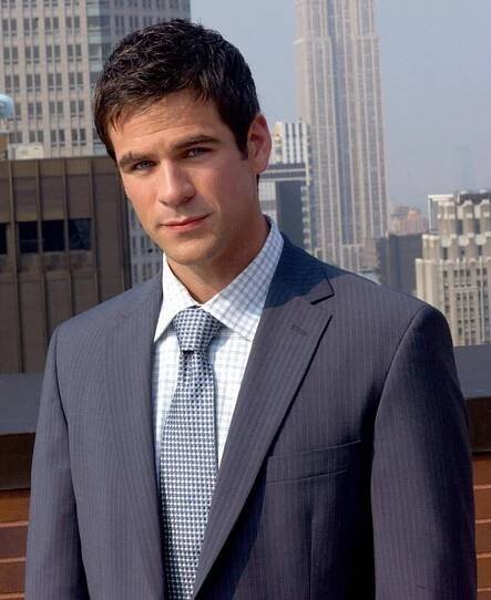 Eddie Cahill fotka