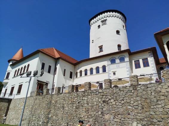 Fotogalerie • Budatínský hrad (Zámek) • Mapy.com