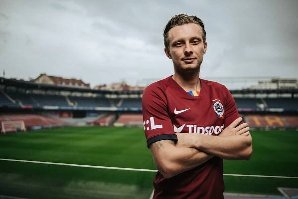 Spartu posiluje Ladislav Krejčí | sparta.cz