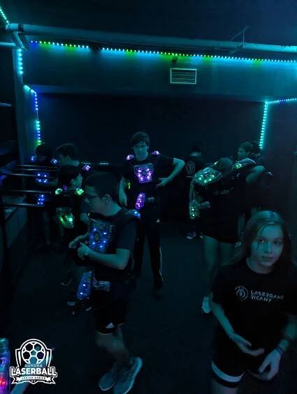 První kolo LBJR Series S2: Nováčci překvapují, Metamancers dále dominují - Aurora Lasergame Kladno