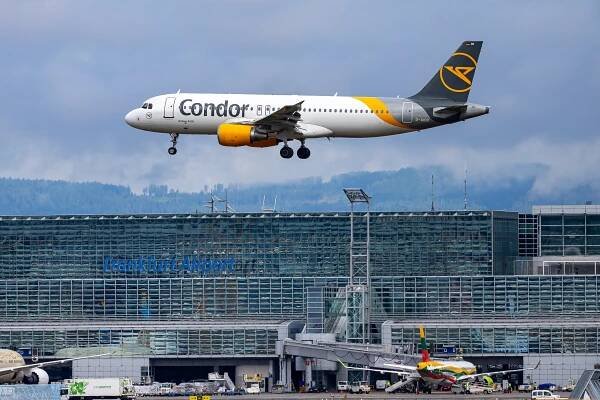 Condor Airlines aircraft.