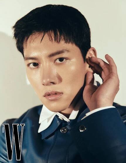 Ji Chang Wook a Choi Sung Eun se v rozhovoru pro W Korea zaměřili na seriál Sound of Magic a své dětství - Asianstyle