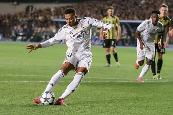 Domáca premiéra v Lige majstrov dopadla podľa očakávaní. V Kazachstane úradoval Mbappé